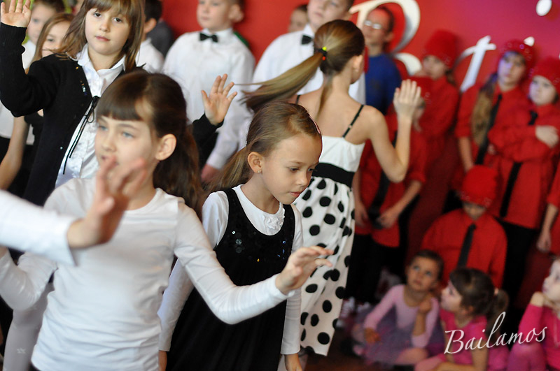 taniec-szkola-bailamos-bydgoszczwigilia-2013-68